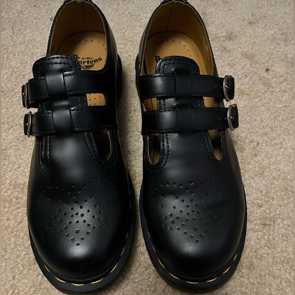 Dr. Martens Mary Jane